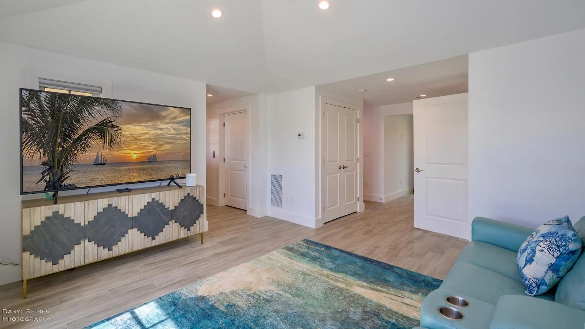 Seaport Sensation By Last Key Realty Key West